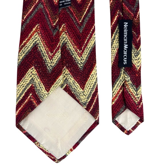 MISSONI Cravatte Mens 100% Silk Neck Tie Red Multi Neiman Marcus ZigZag Spain - Picture 2 of 4